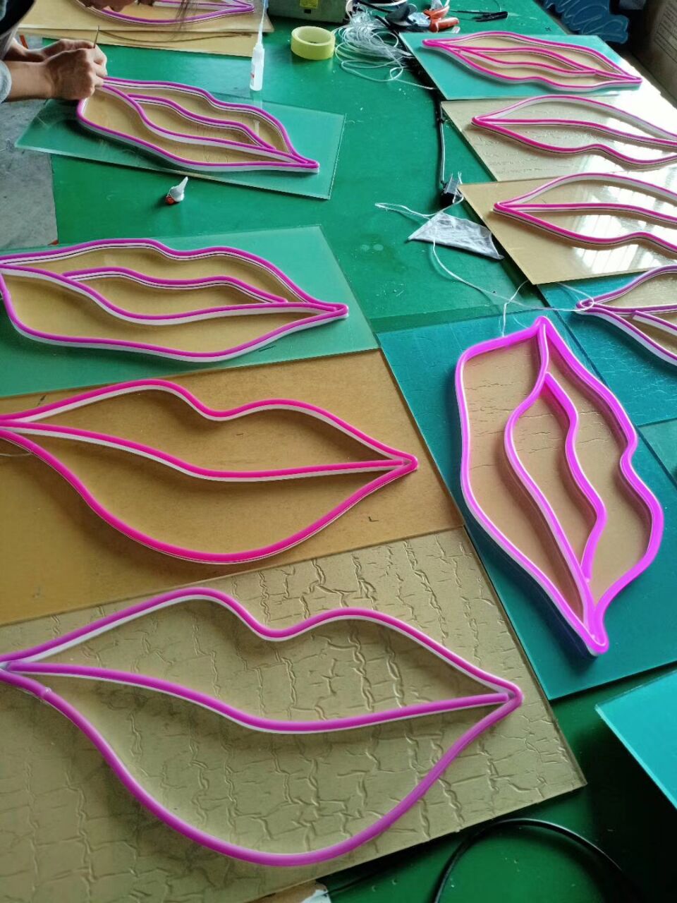 H67f801e9631e4e7da3eb8b6bf170bd50S-1